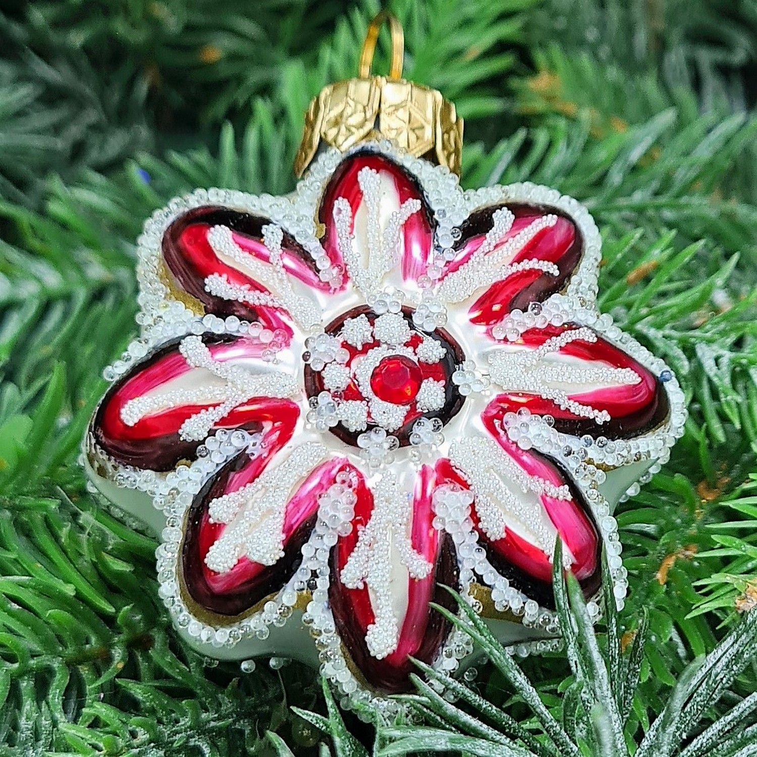 фото Стеклянная елочная игрушка Ромашка красная