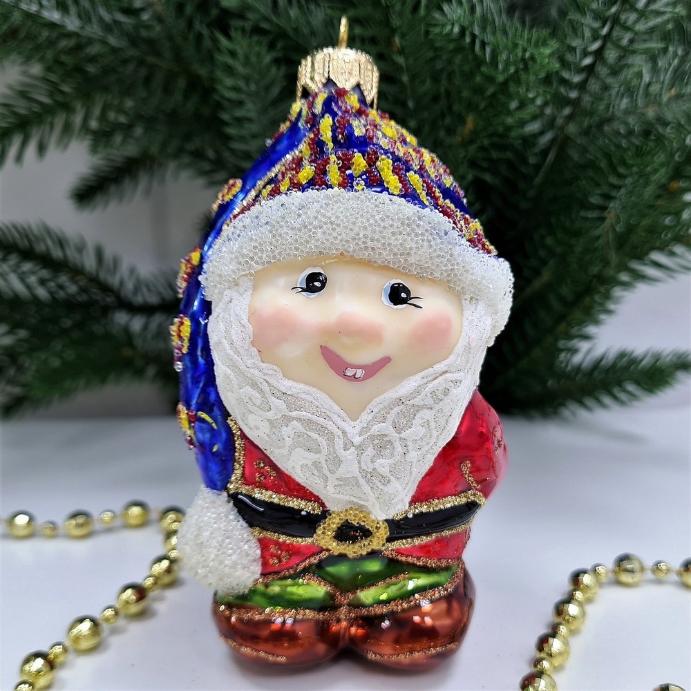 фото Стеклянная елочная игрушка Гном с подарком