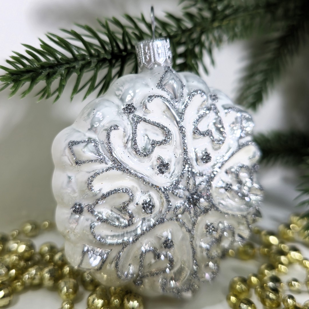 фото Стеклянная елочная игрушка Снежинка