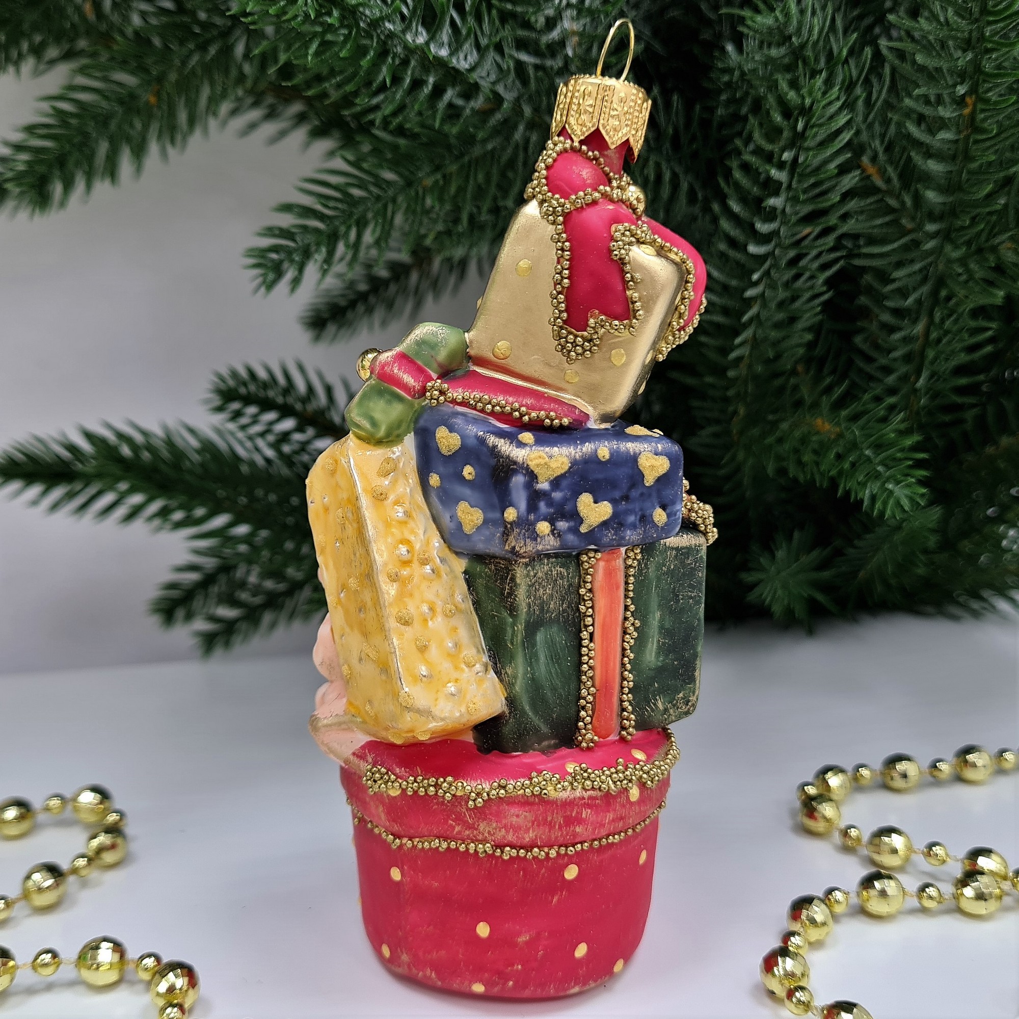 фото Стеклянная елочная игрушка Подарки винтаж