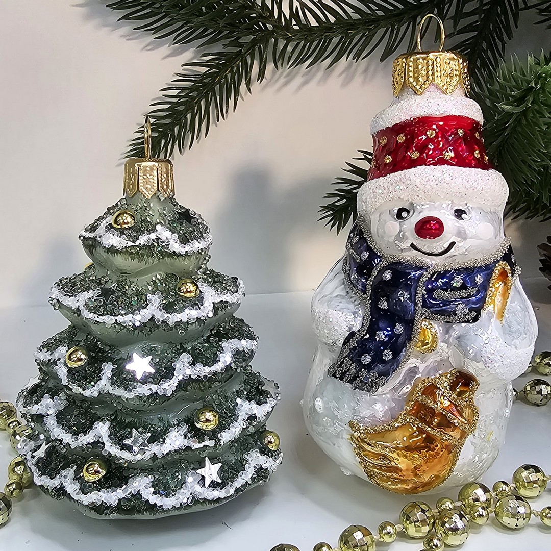 фото Набор стеклянных ёлочных игрушек Irena-Co Снеговик с метлой и елочка