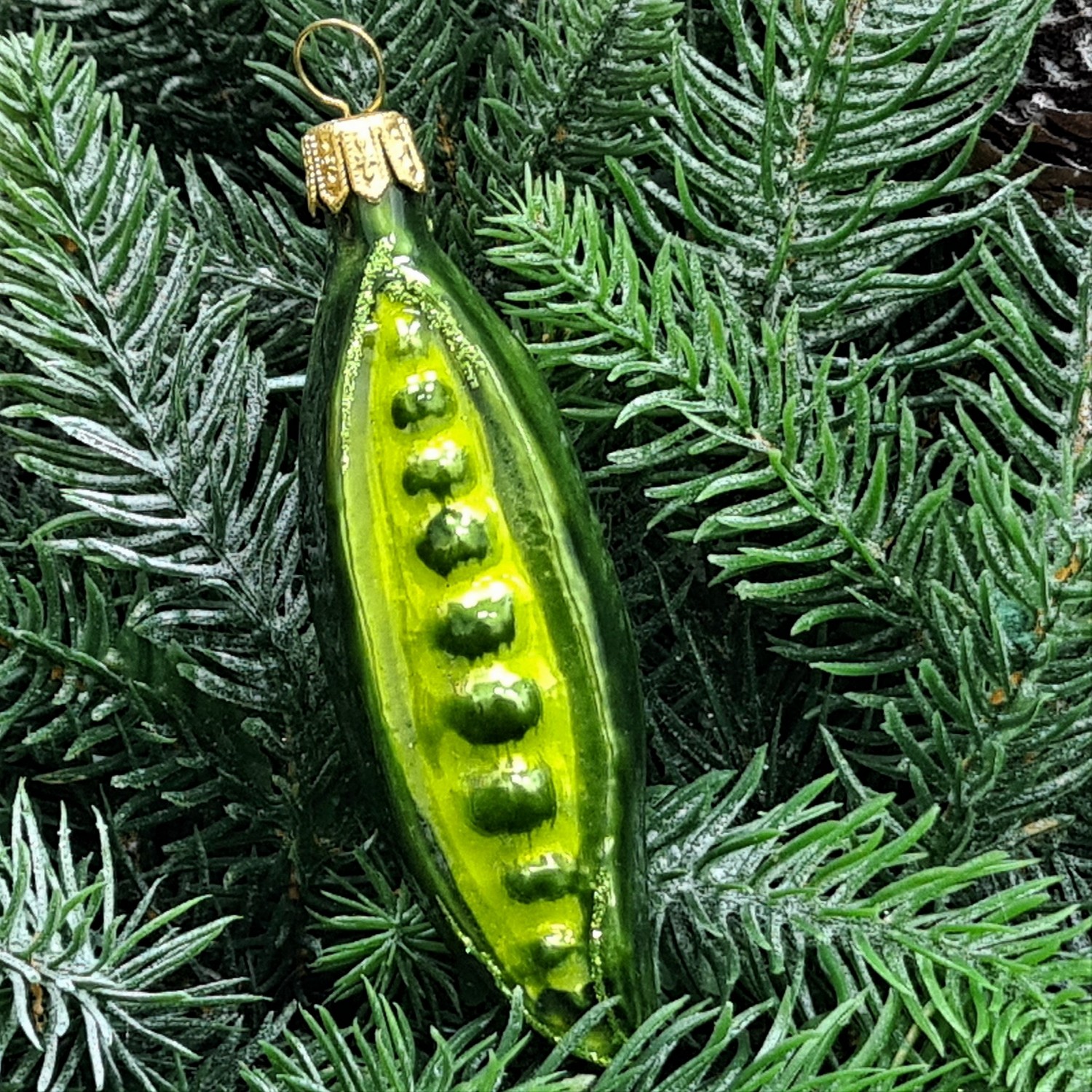 фото Стеклянная елочная игрушка Горох