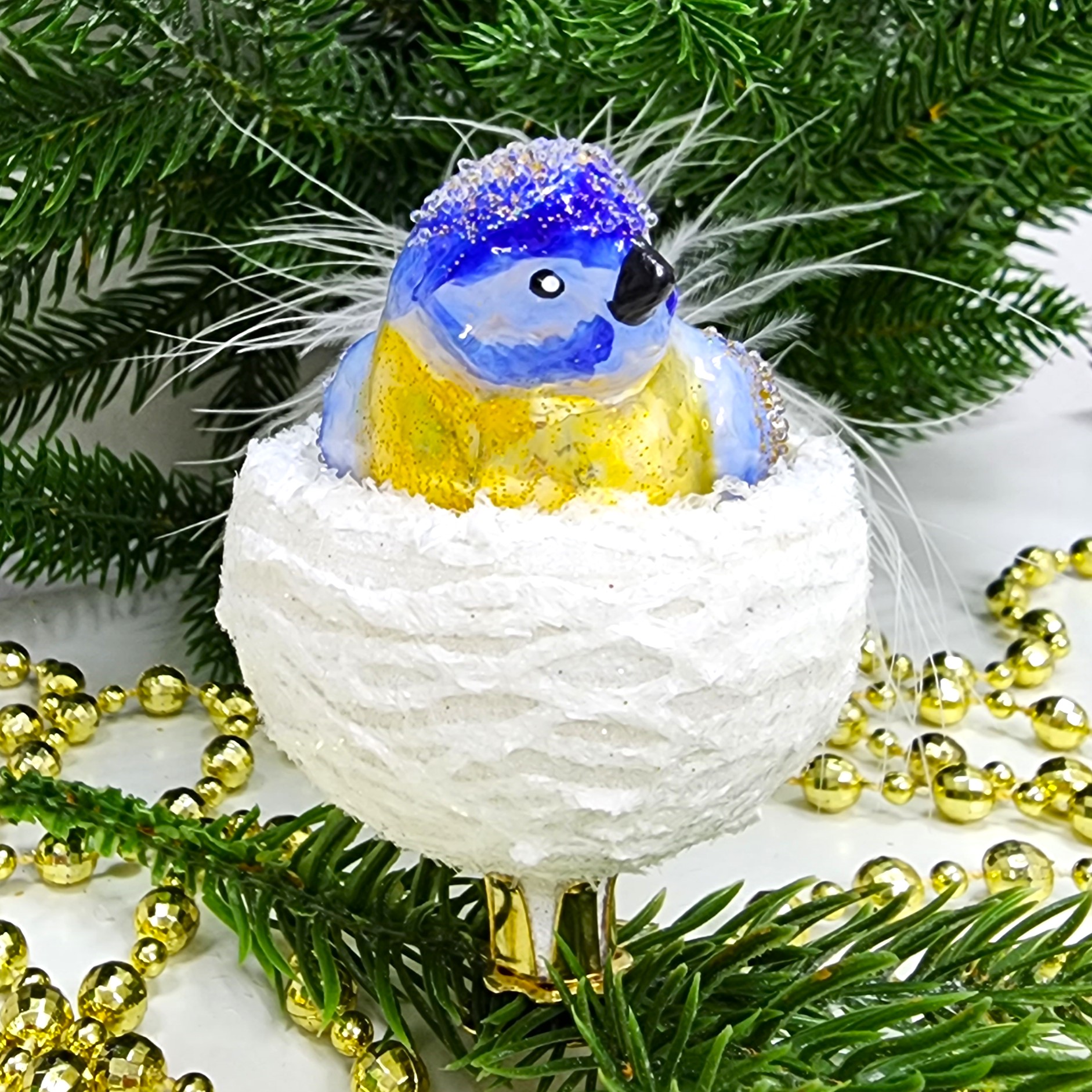 фото Стеклянная елочная игрушка Синичка в гнезде на прищепке