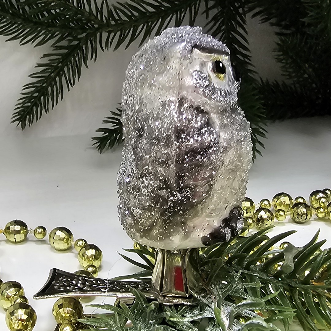фото Стеклянная елочная игрушка Сова на прищепке