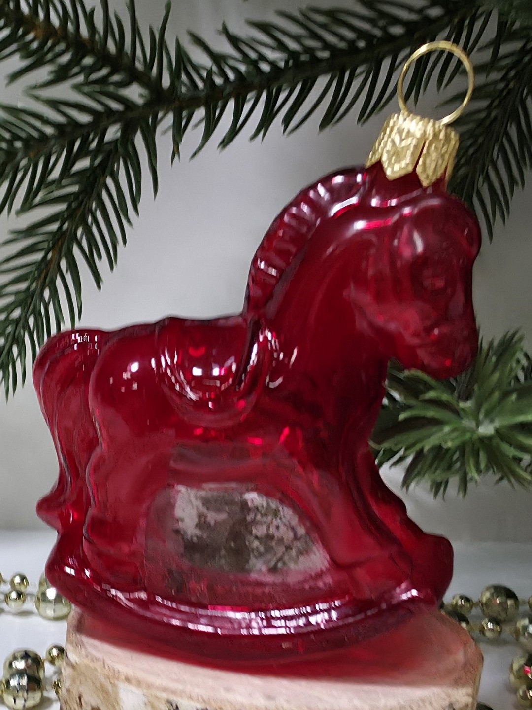 фото Стеклянная елочная игрушка Лошадка качалка малая красная