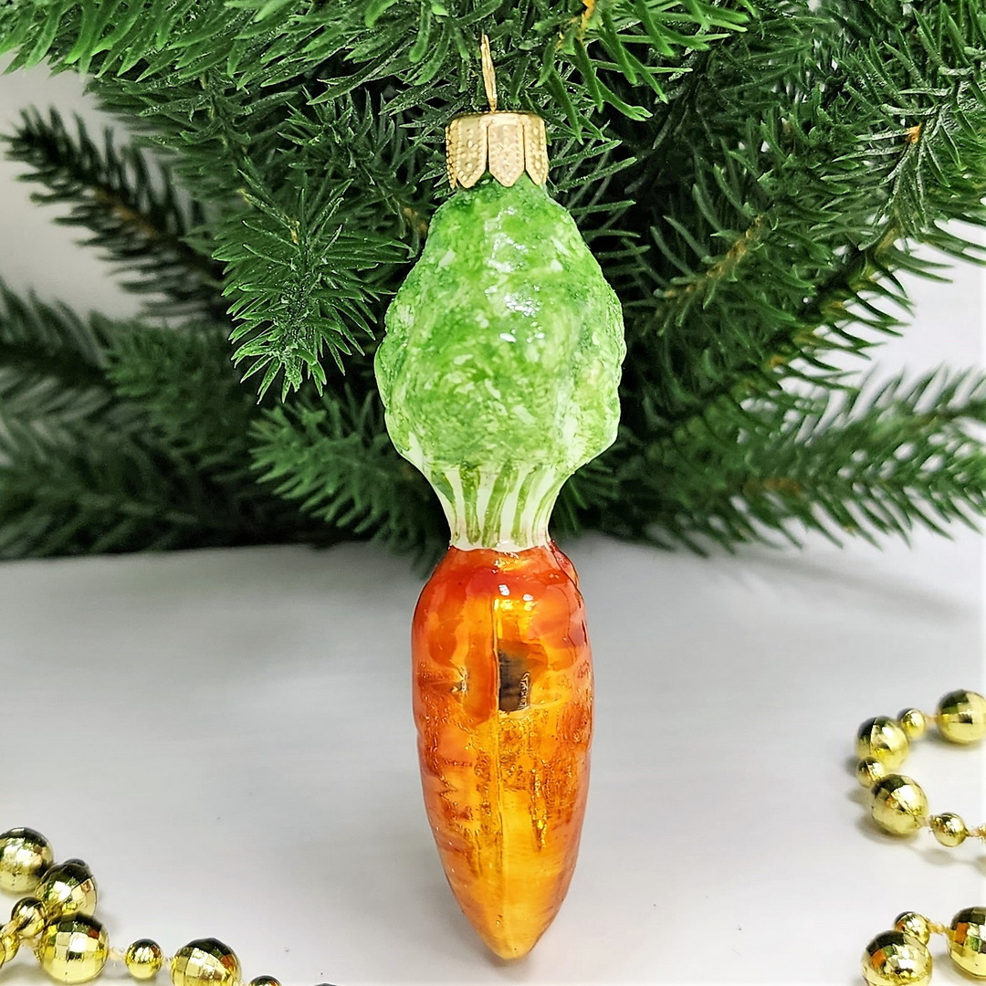 фото Стеклянная елочная игрушка Морковь