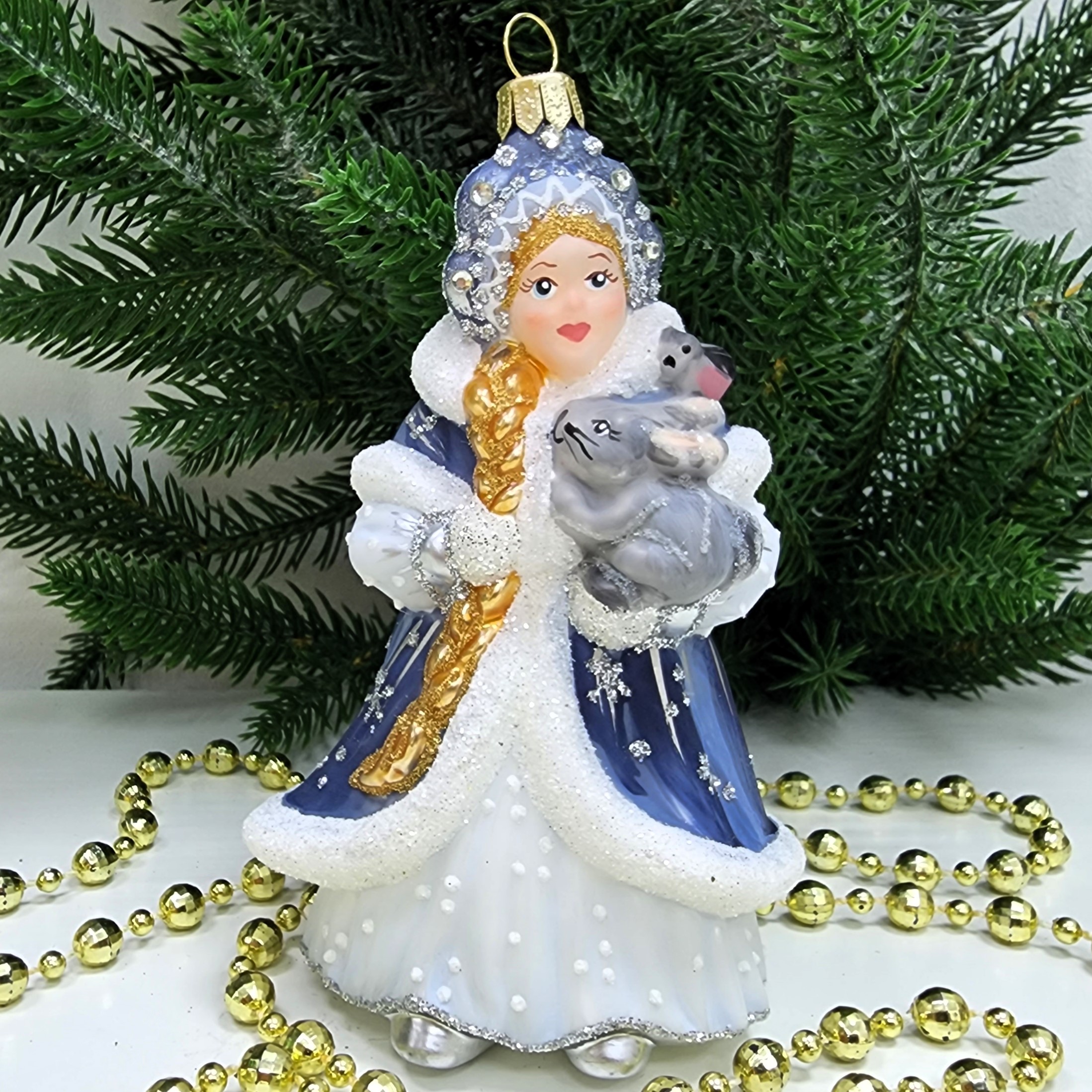 фото Стеклянная елочная игрушка Снегурочка с зайкой и птичкой