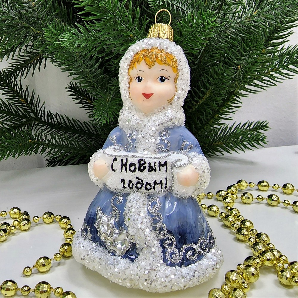 фото Стеклянная елочная игрушка Девочка